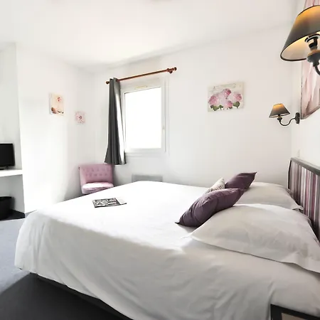 Amadour Hotel