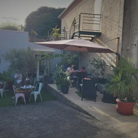 Amadour Hotel 2*