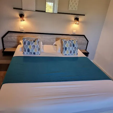 Amadour Hotel 2*