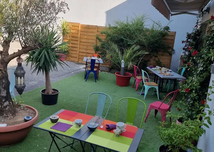 阿玛杜尔酒店 2*