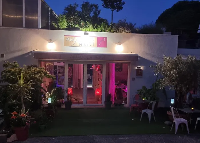 Amadour Hotel
